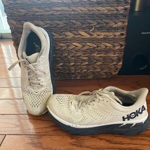 Hoka Cream and Black Clifton 7 Running Shoes